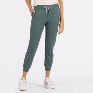 Vuori Women's Green Jogger Pants
